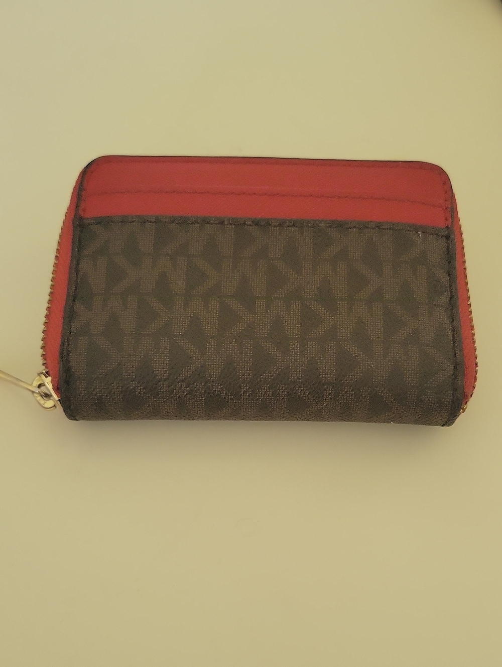 Michael Kors MK Jet Set Zip Card Case Wallet with Red Trim - Picture 3 of 5